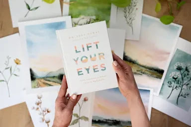LIFT YOUR EYES: DAILY INVITATIONS TO BEHOLD CHRIST IN MOTHERHOOD