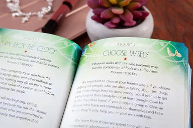 A LITTLE GOD TIME FOR TEENS: 365 DAILY DEVOTIONS