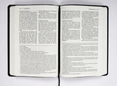 B TPT NEW TESTAMENT LARGE PRINT BLACK (WITH PSALMS PROVERBS AND THE SONG OF SONGS) (BLACK LETTER EDITION)