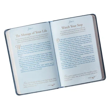 MR AND MRS 366 DEVOTIONS FOR COUPLES (365 DAILY DEVOTIONS SERIES)