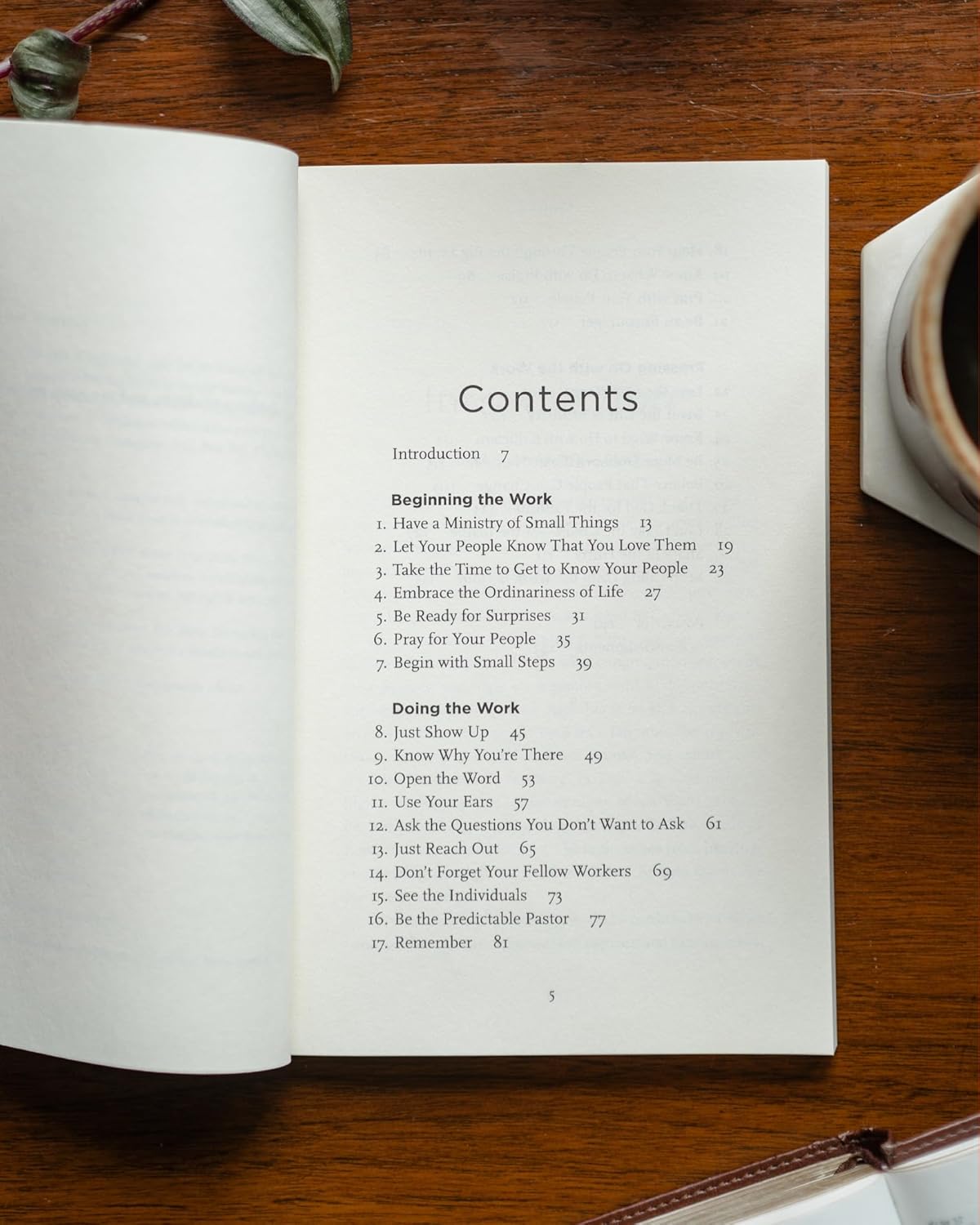THE MINISTRY OF SMALL THINGS: WISDOM FOR THOSE WHO SERVE THE CHURCH