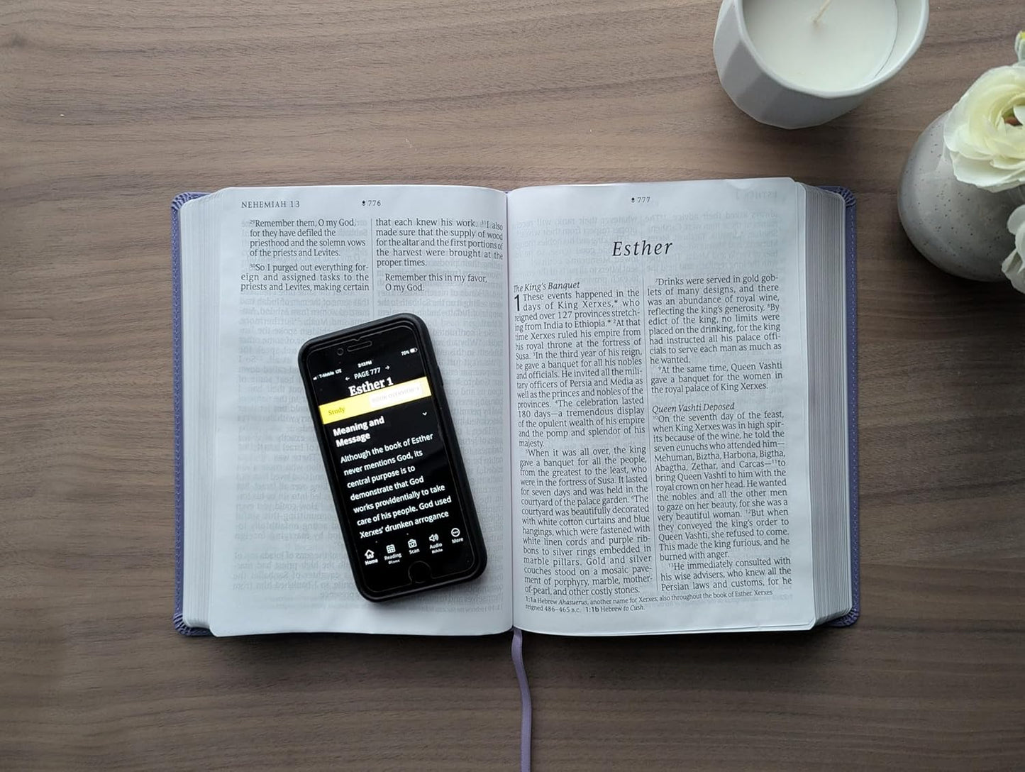 NLT GIANT PRINT BIBLE FILAMENT-ENABLED LAVENDER FLORAL (RED LETTER EDITION)