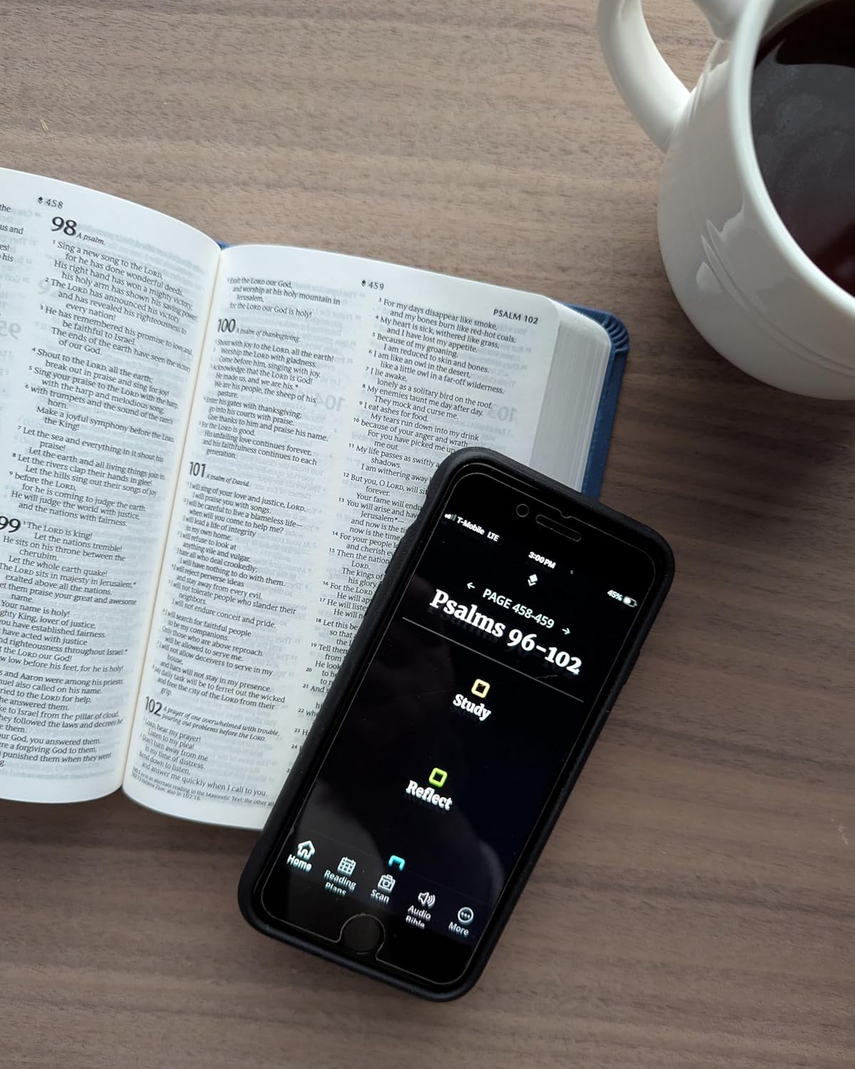 NLT PREMIUM VALUE COMPACT BIBLE FILAMENT ENABLED EDITION NAVY CROSS
