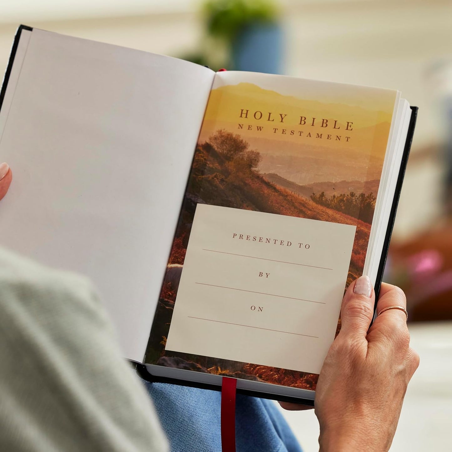 B NKJV SUPER GIANT PRINT NEW TESTAMENT (RED LETTER EDITION)