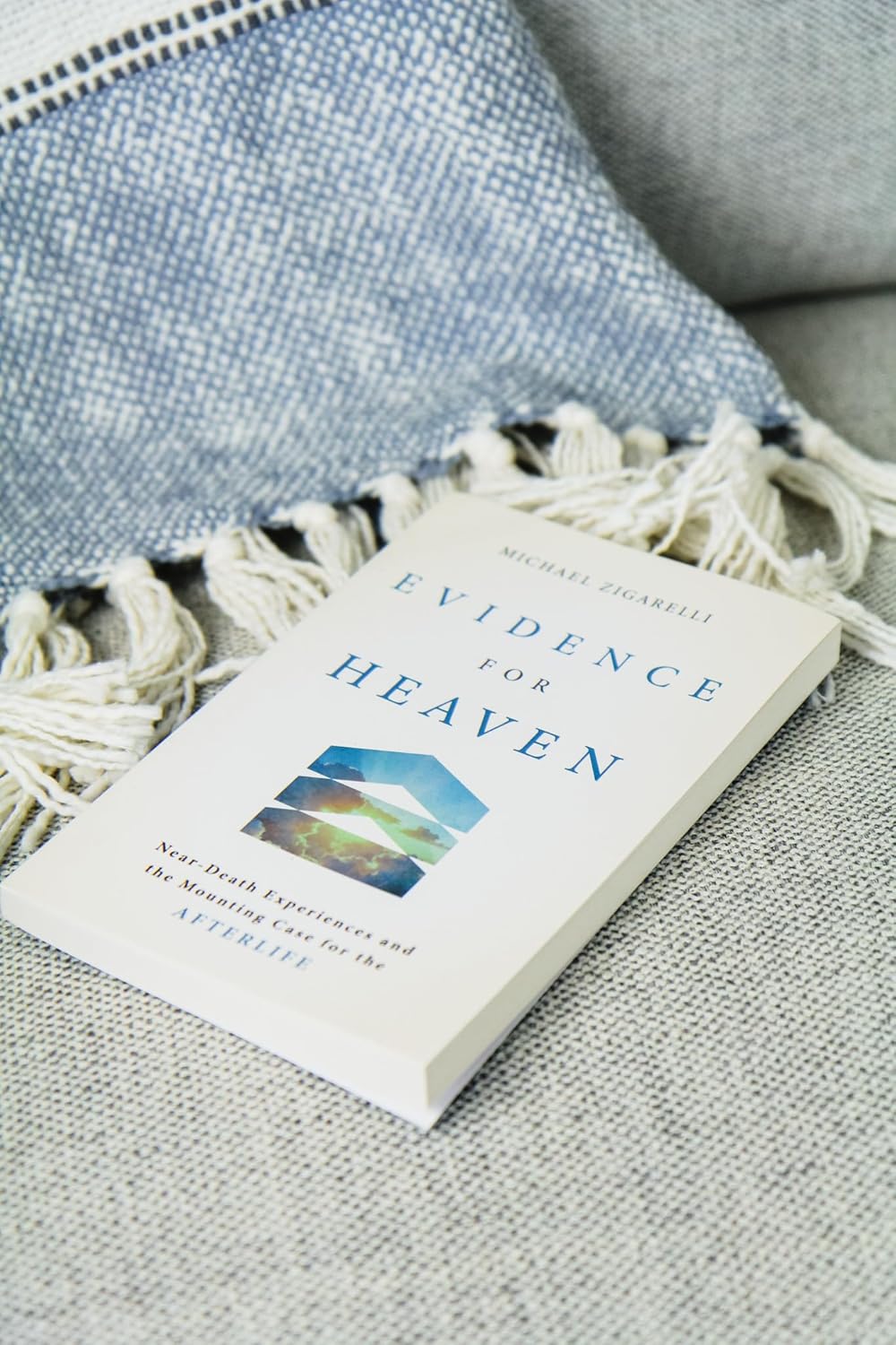 EVIDENCE FOR HEAVEN: NEAR-DEATH EXPERIENCES AND THE MOUNTING CASE FOR THE AFTERLIFE