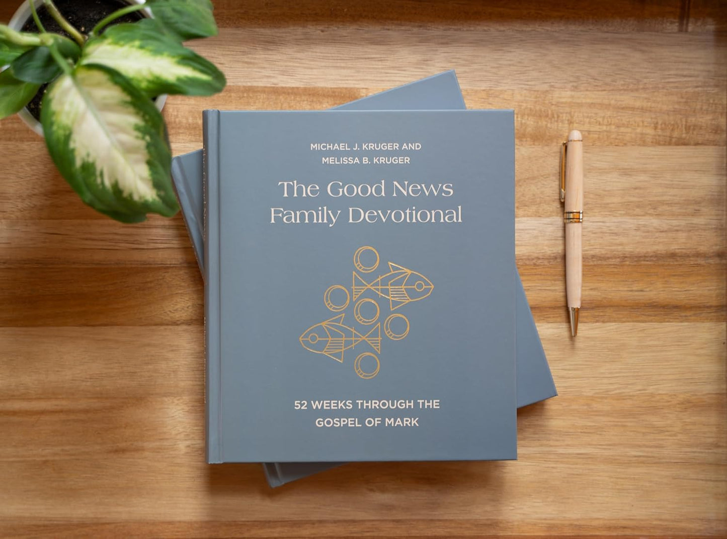 THE GOOD NEWS FAMILY DEVOTIONAL: 52 WEEKS THROUGH THE GOSPEL OF MARK