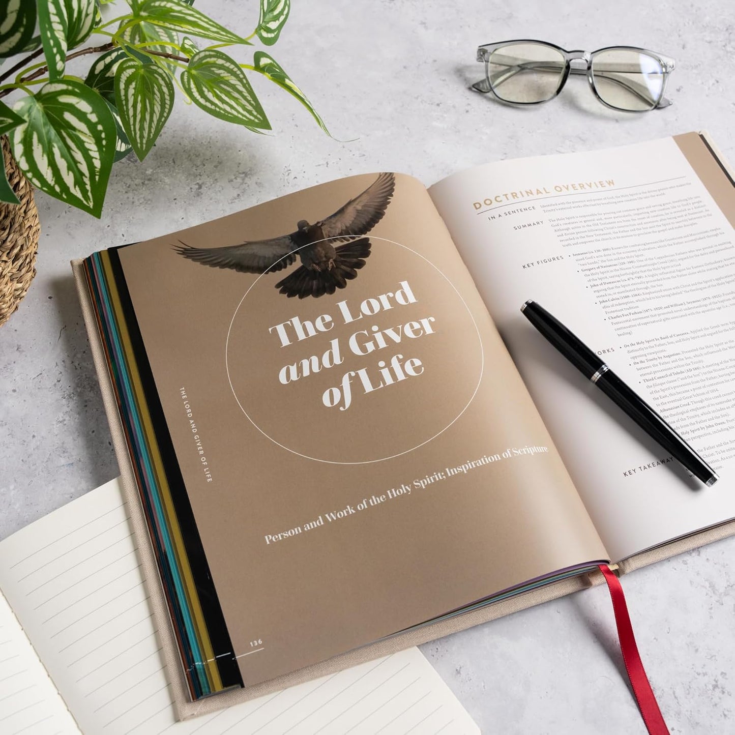 THE CHRISTIAN THEOLOGY HANDBOOK  CREAM