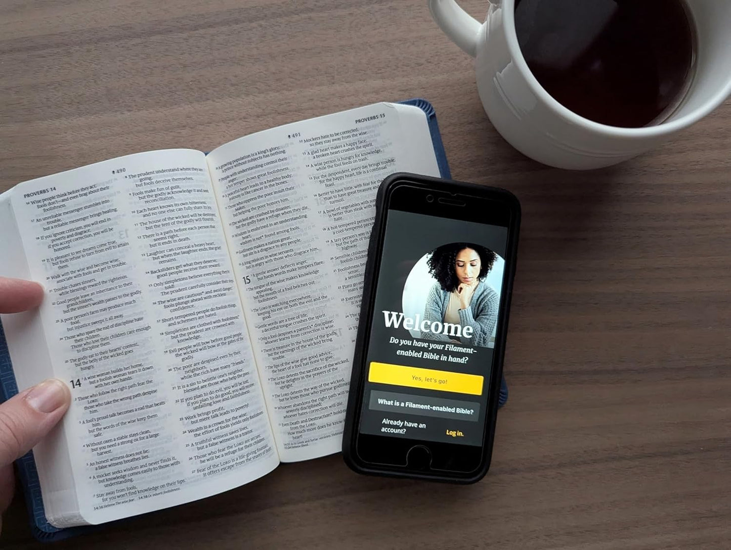 NLT PREMIUM VALUE COMPACT BIBLE FILAMENT ENABLED EDITION NAVY CROSS
