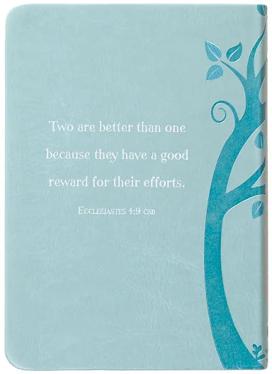 A LITTLE WE TIME WITH GOD: 365 DAILY DEVOTIONS (365 DAILY DEVOTIONS SERIES)