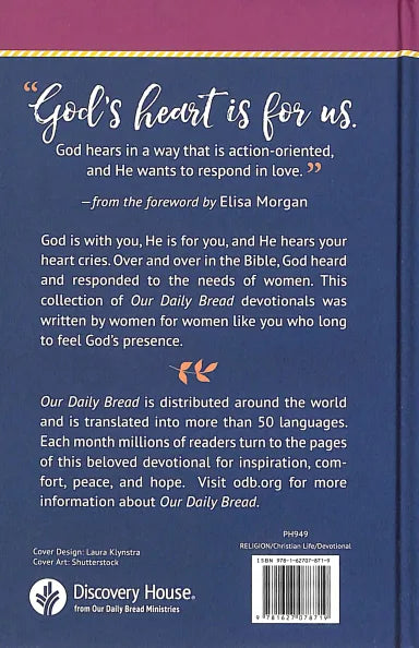 GOD HEARS HER: 365 DEVOTIONS FOR WOMEN BY WOMEN (365 DAILY DEVOTIONS SERIES)